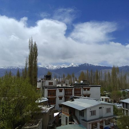 Tsaskan Hotel Leh Extérieur photo