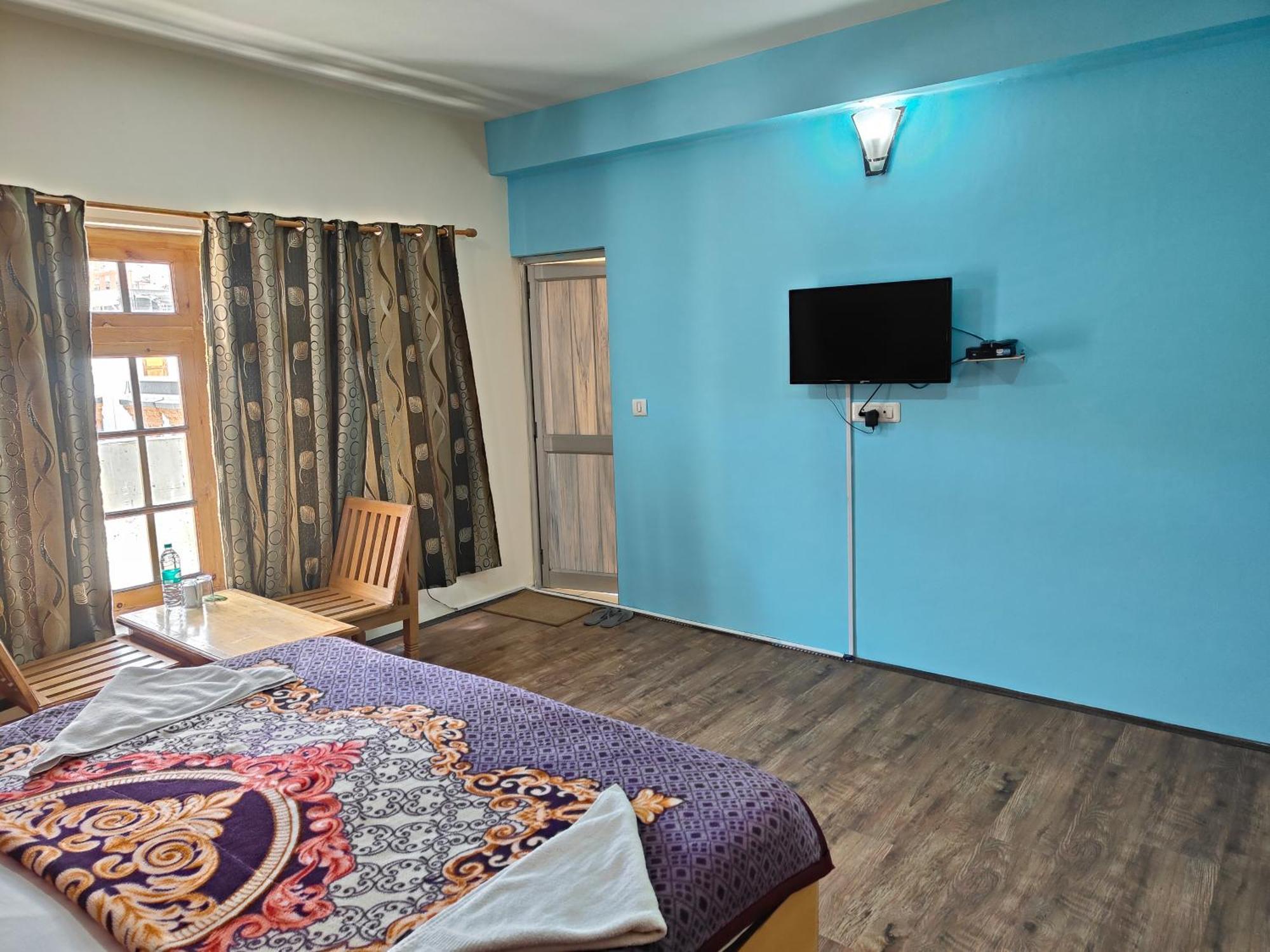 Tsaskan Hotel Leh Extérieur photo