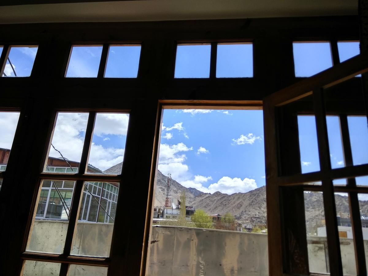 Tsaskan Hotel Leh Extérieur photo