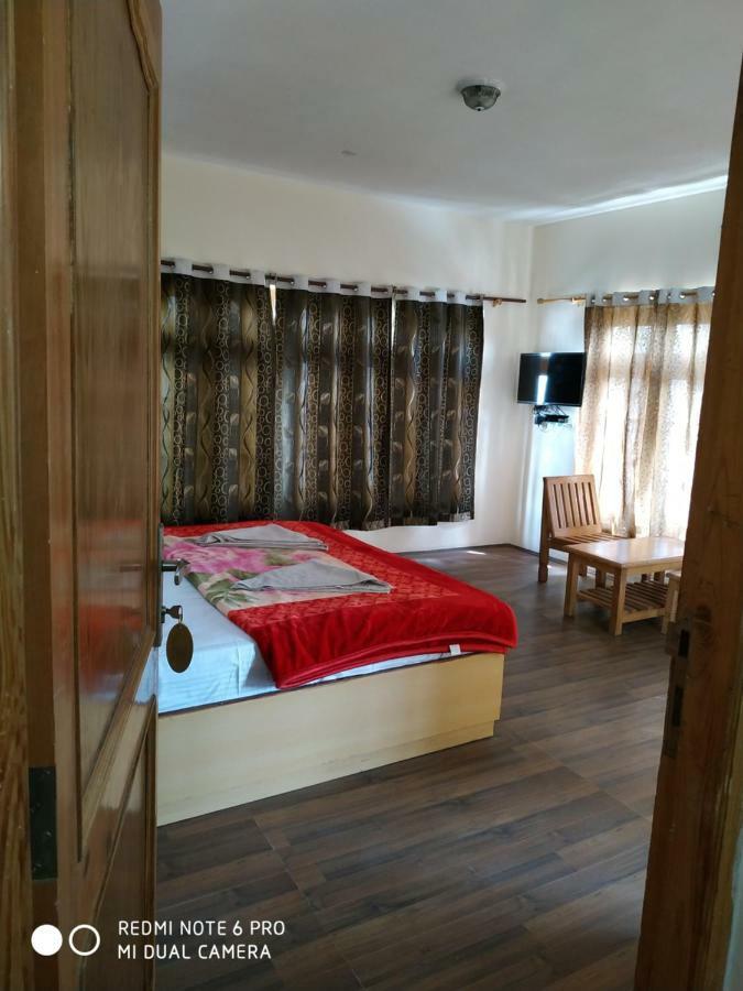 Tsaskan Hotel Leh Extérieur photo