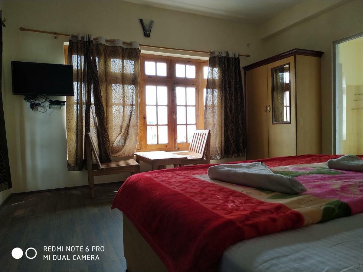 Tsaskan Hotel Leh Extérieur photo